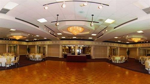 Quality Inn & Conference Center Maple Shade Esterno foto