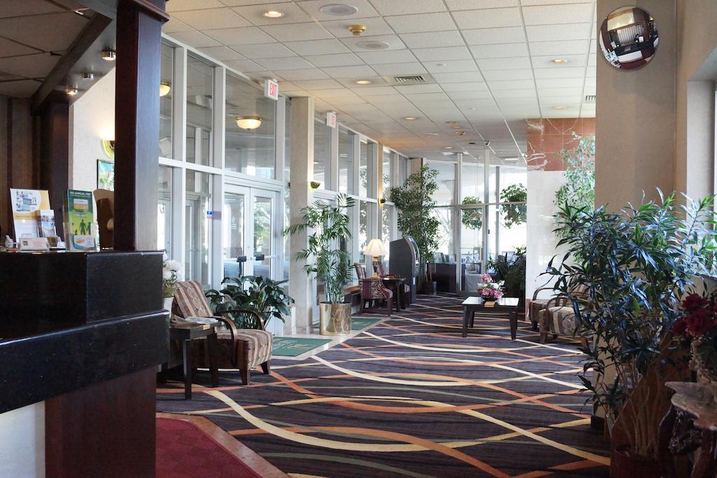 Quality Inn & Conference Center Maple Shade Esterno foto
