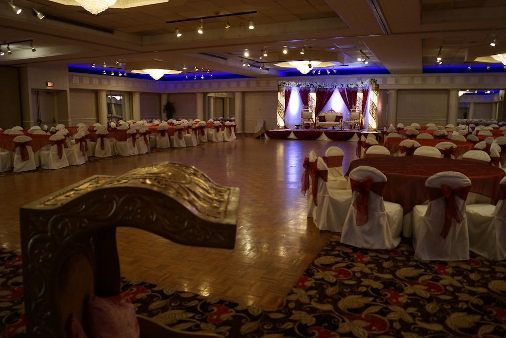 Quality Inn & Conference Center Maple Shade Esterno foto